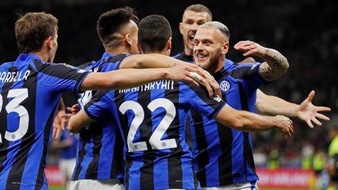 إنتر ميلان يتخطى برشلونة ويتأهل لنهائي دوري أبطال أوروبا